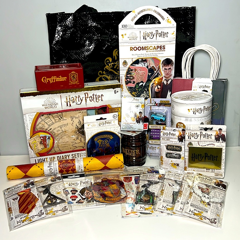 MINISO x Harry Potter NWT Mega Bundle Gift Set - 20pc